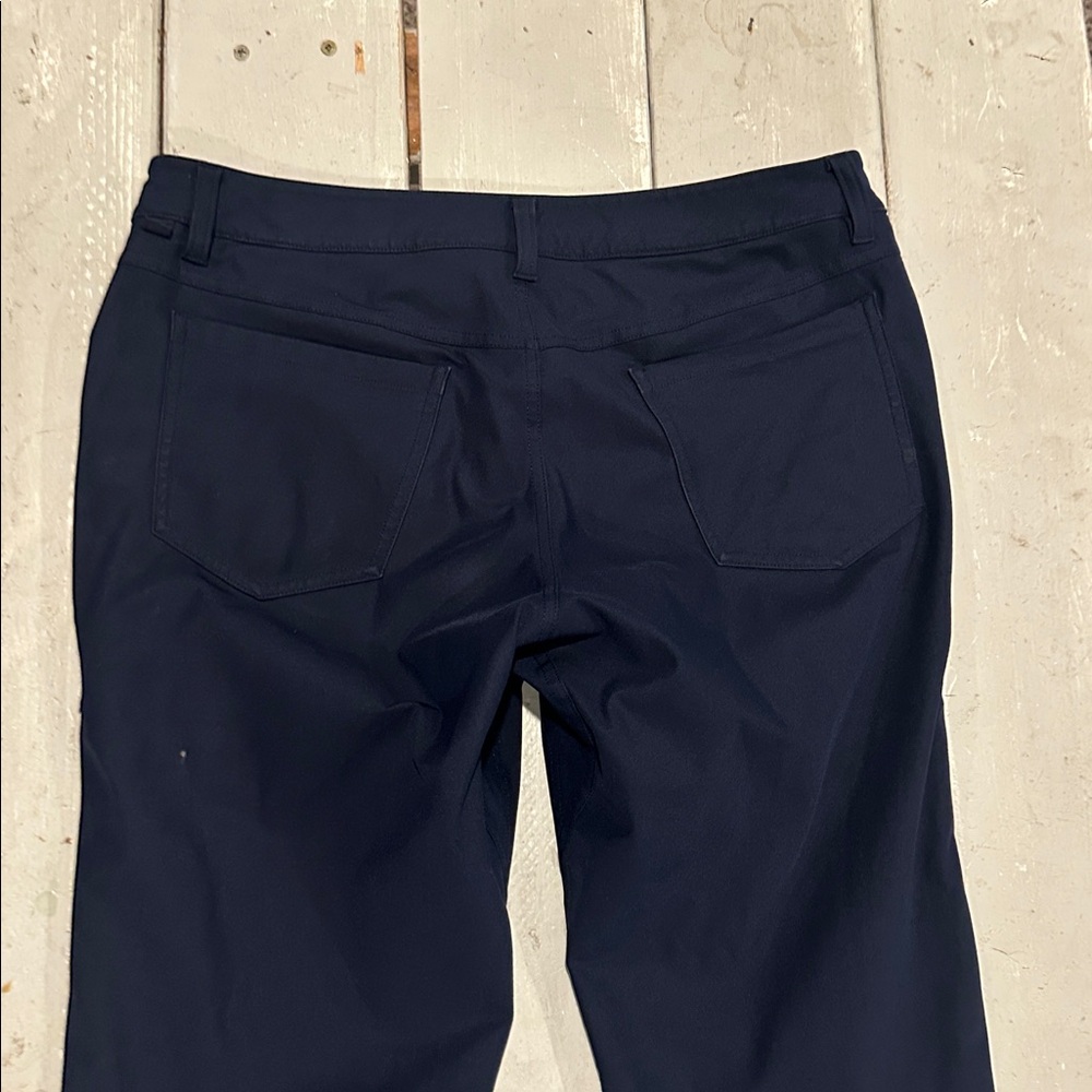 Lululemon ABC Pant *Skinny 34" True Navy 32x34.  Great condition! Warpstreme - Picture 5 of 6